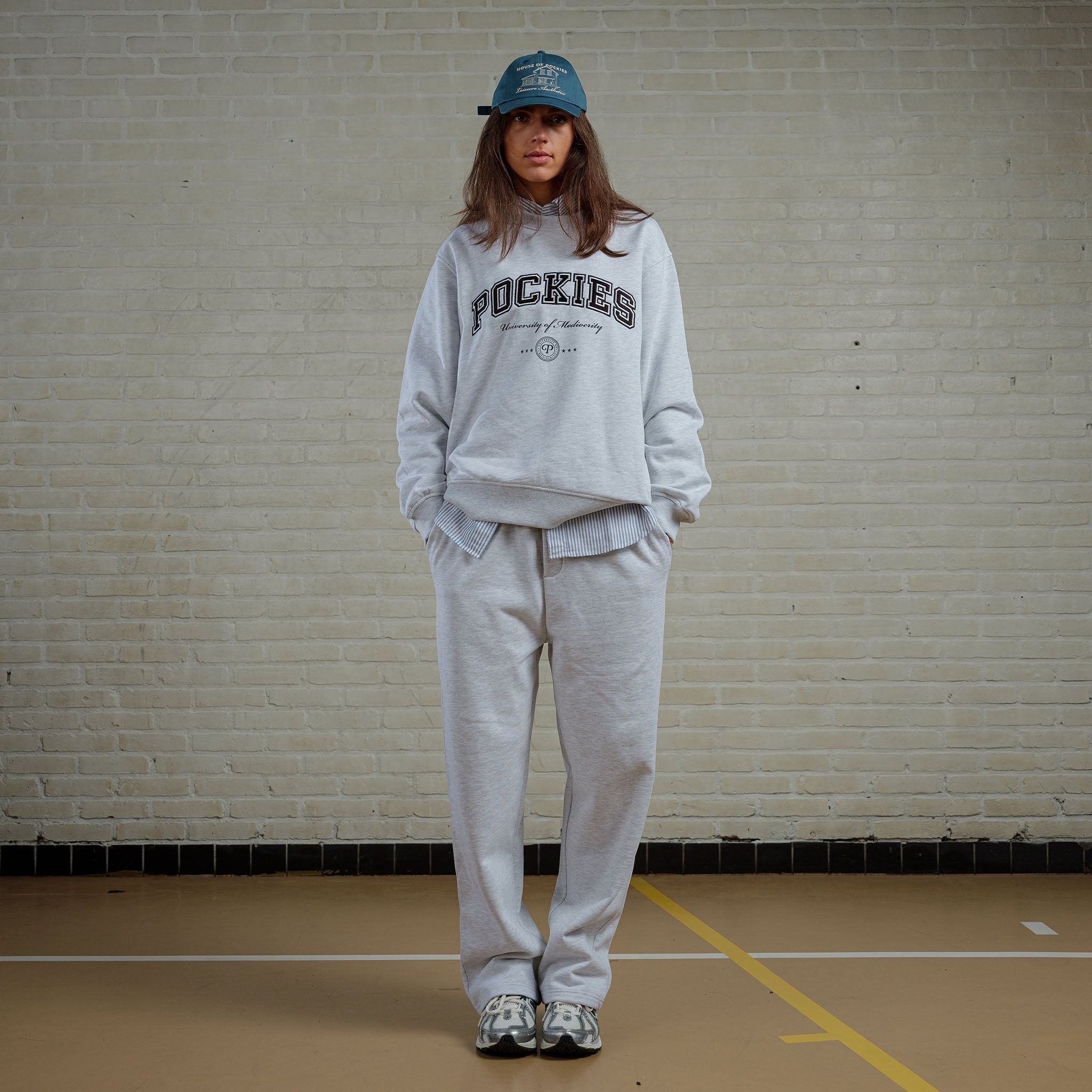 UM Crew Grey